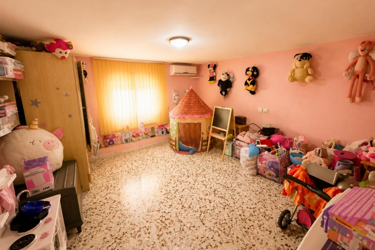 Resale - Villa - Torrevieja - torrevieja