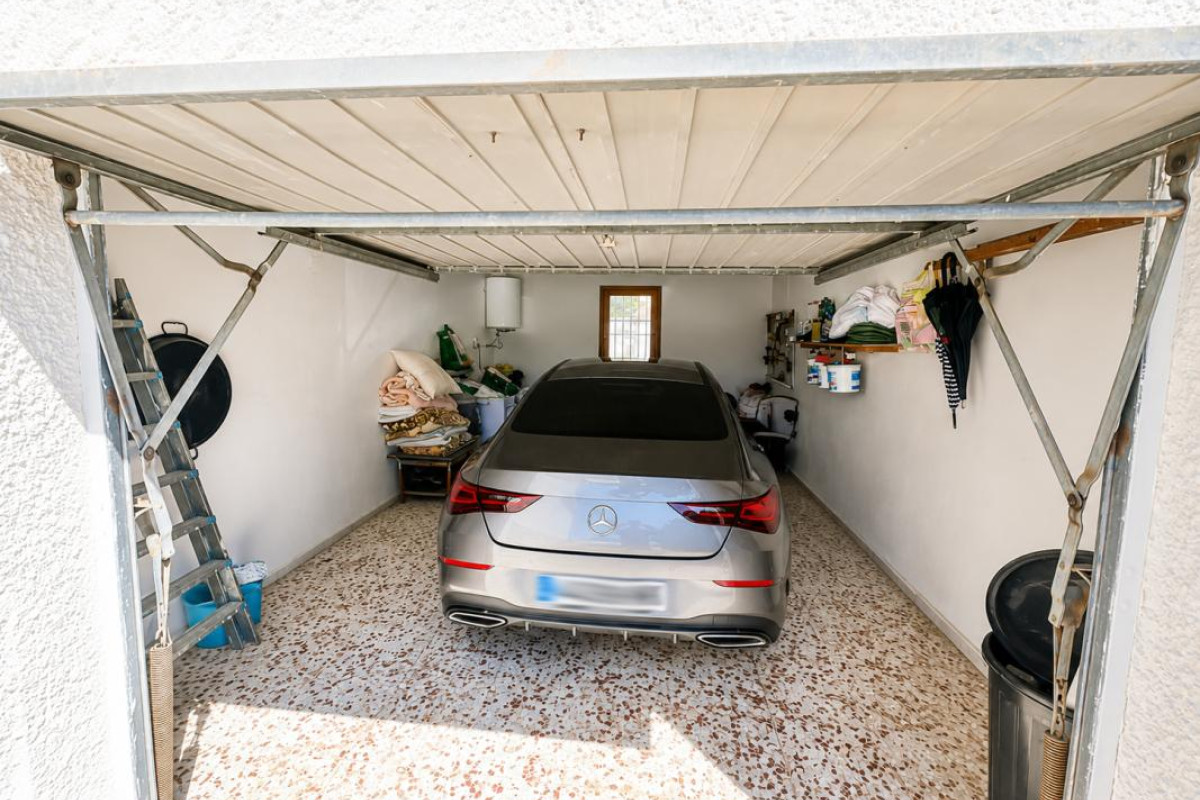 Resale - Villa - Torrevieja - torrevieja