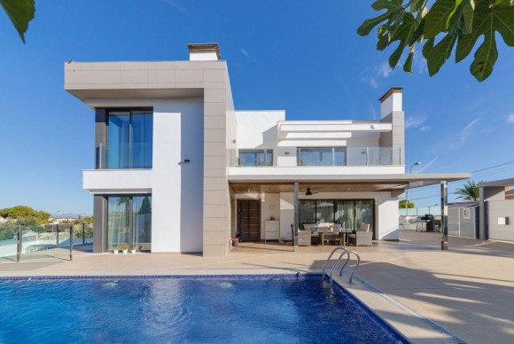 Herverkoop - Villa - Torrevieja - torrevieja