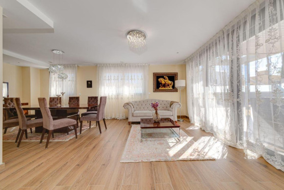 Herverkoop - Villa - Torrevieja - torrevieja