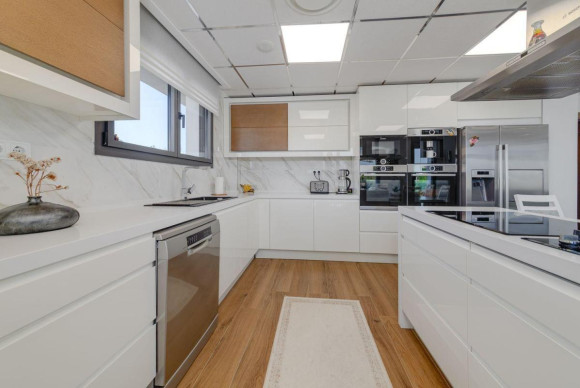 Herverkoop - Villa - Torrevieja - torrevieja
