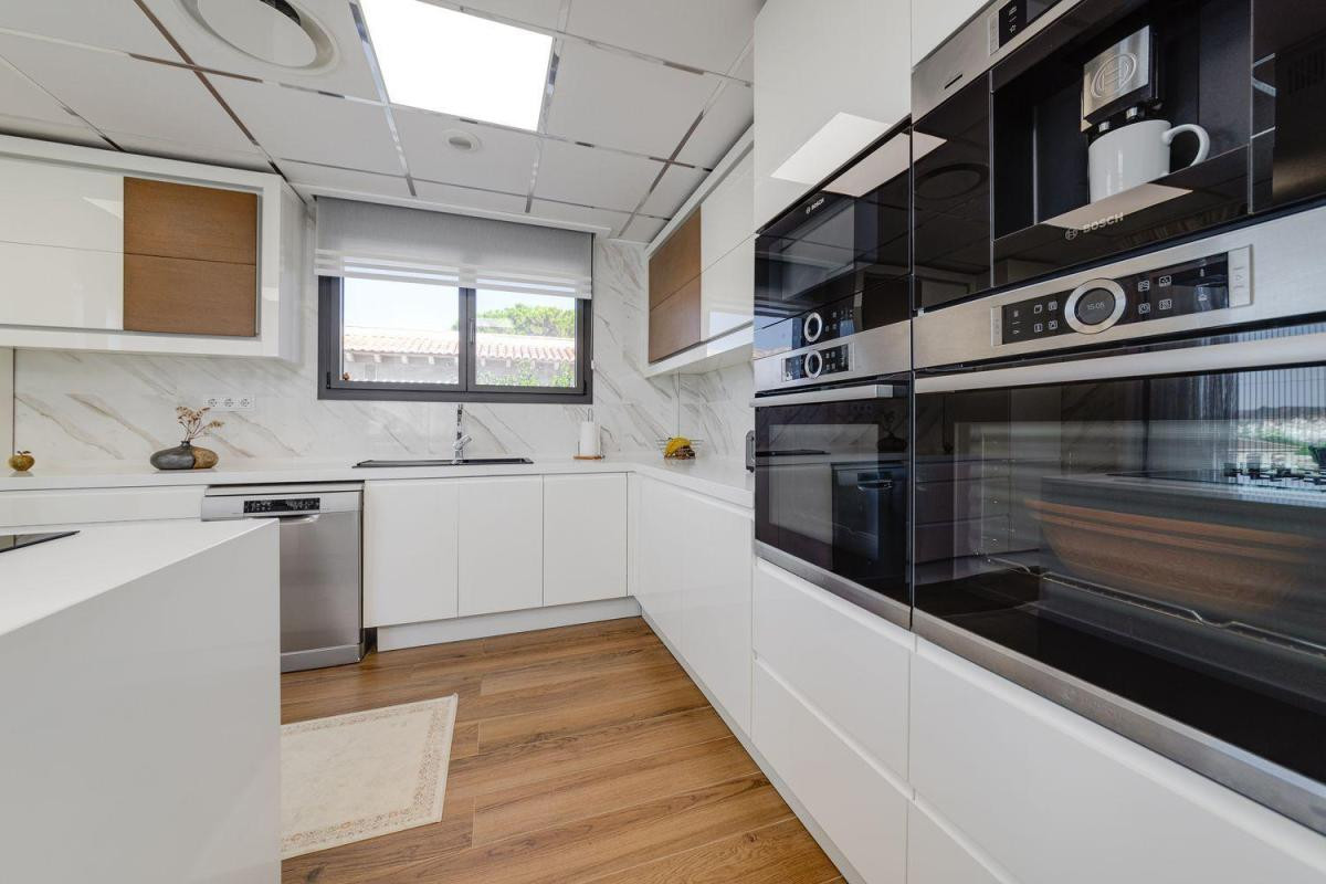 Herverkoop - Villa - Torrevieja - torrevieja