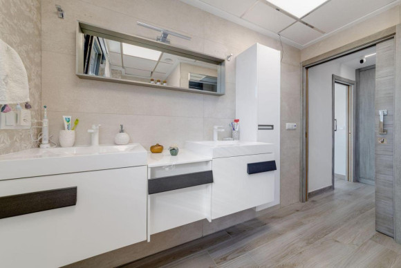 Herverkoop - Villa - Torrevieja - torrevieja