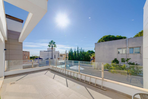Herverkoop - Villa - Torrevieja - torrevieja