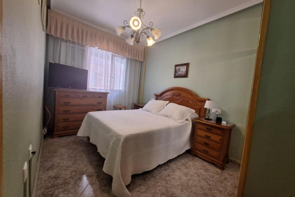 Reventa - Apartamento / piso - Torrevieja - torrevieja