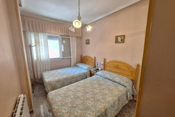 Reventa - Apartamento / piso - Torrevieja - torrevieja