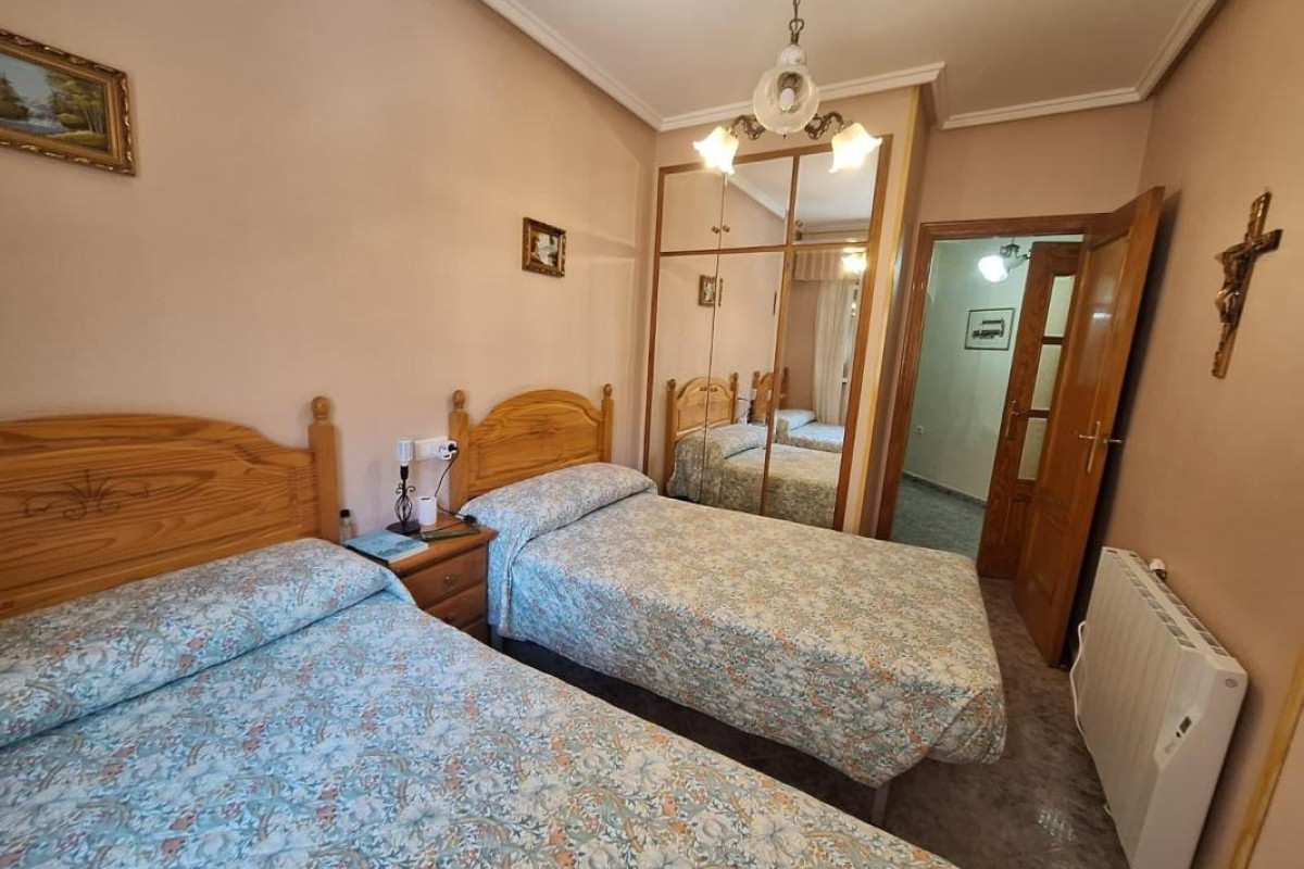 Reventa - Apartamento / piso - Torrevieja - torrevieja