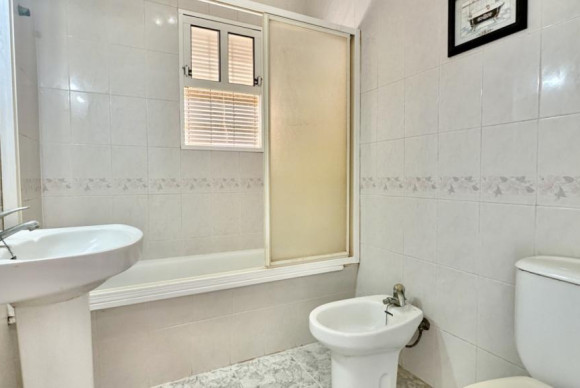 Herverkoop - Appartement  - Orihuela