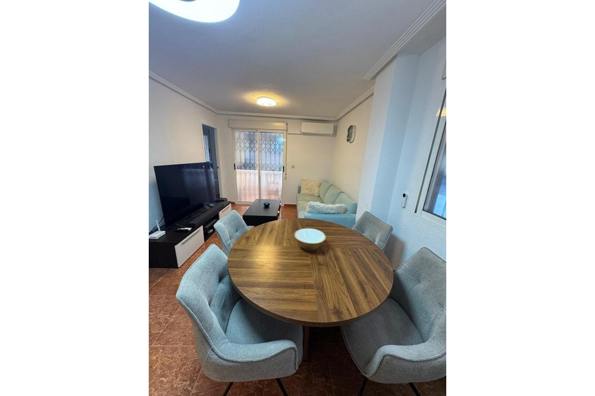 Resale - Apartment  - Torrevieja - torrevieja