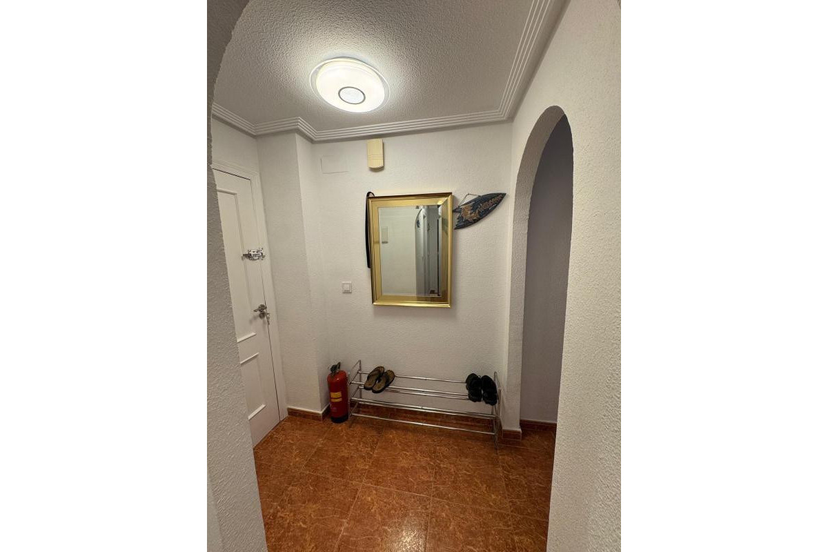 Resale - Apartment  - Torrevieja - torrevieja
