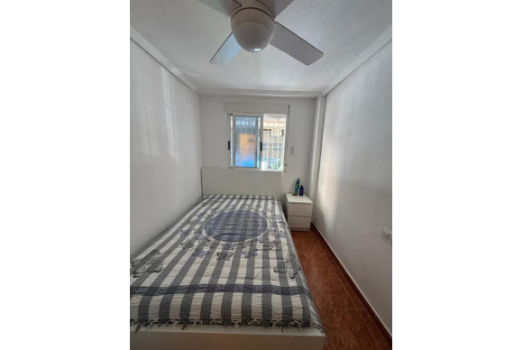 Resale - Apartment  - Torrevieja - torrevieja