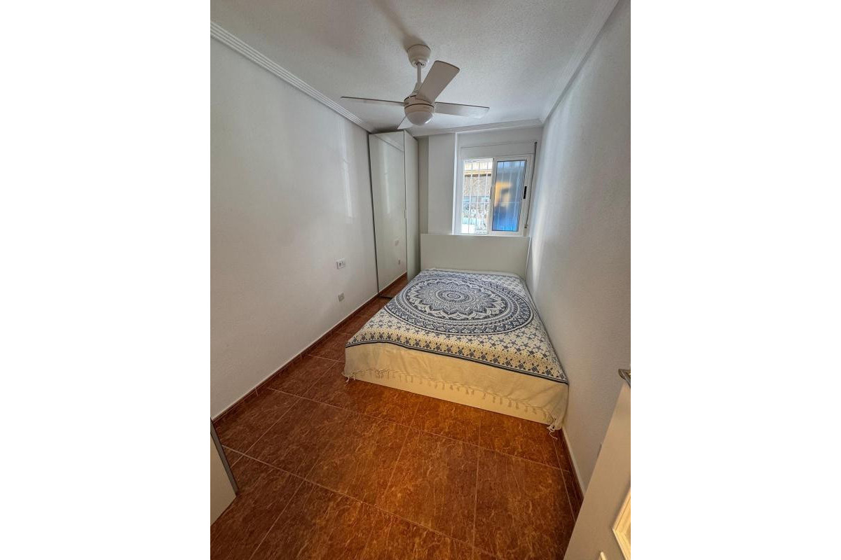 Resale - Apartment  - Torrevieja - torrevieja