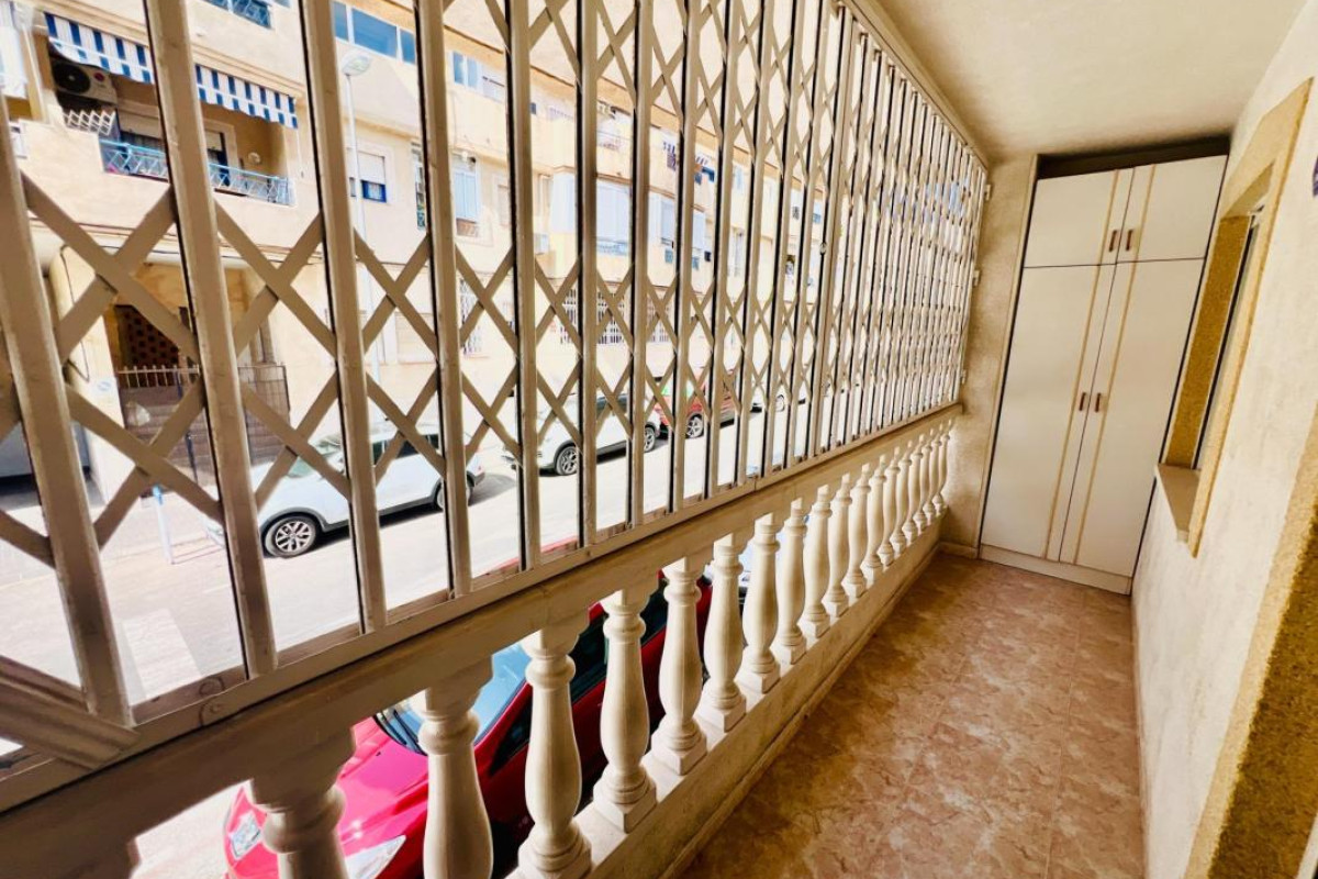 Herverkoop - Appartement  - Torrevieja - torrevieja