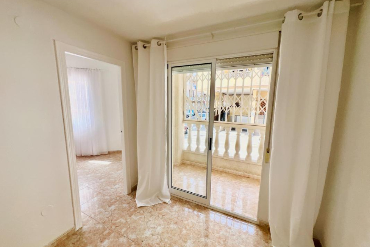 Herverkoop - Appartement  - Torrevieja - torrevieja