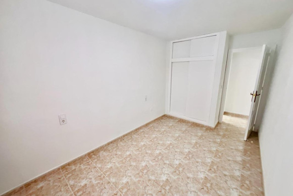 Herverkoop - Appartement  - Torrevieja - torrevieja