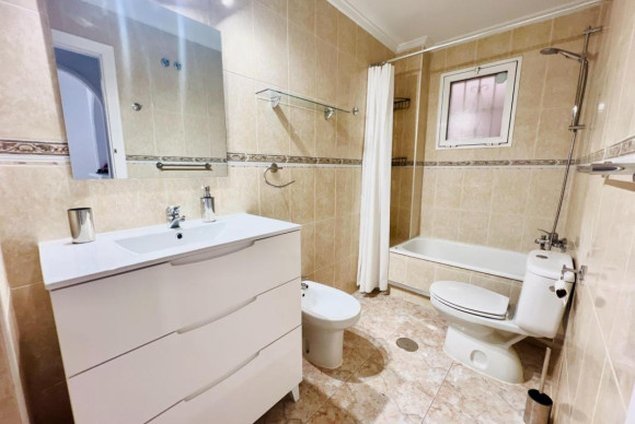 Herverkoop - Appartement  - Torrevieja - torrevieja