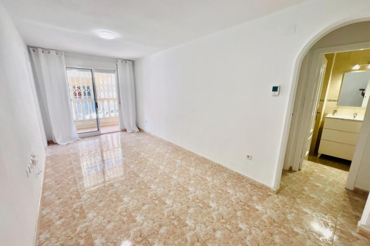 Herverkoop - Appartement  - Torrevieja - torrevieja