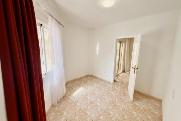 Herverkoop - Appartement  - Torrevieja - torrevieja