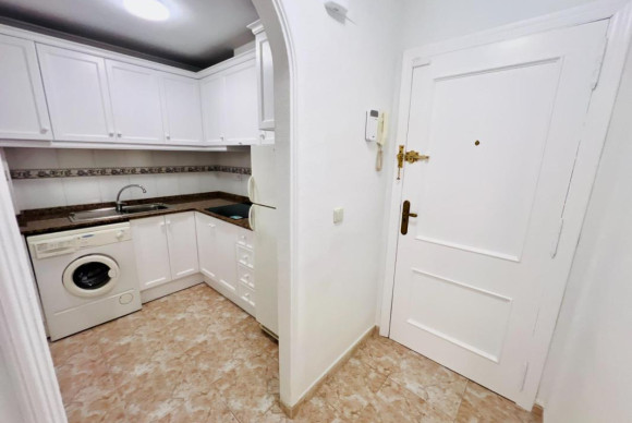 Herverkoop - Appartement  - Torrevieja - torrevieja
