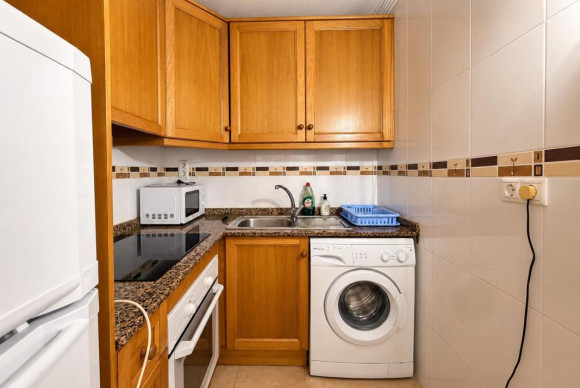 Resale - Apartment  - Torrevieja - torrevieja