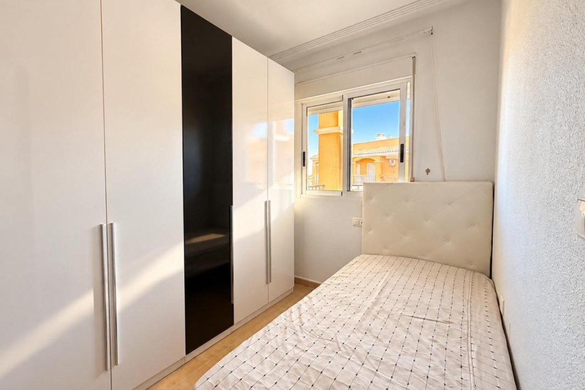 Resale - Apartment  - Torrevieja - torrevieja
