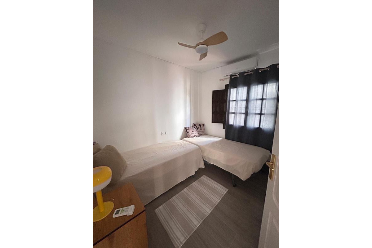 Resale - Bungalow - Torrevieja - torrevieja
