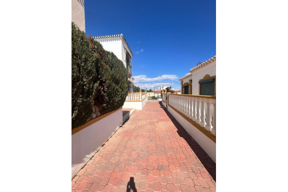 Resale - Bungalow - Torrevieja - torrevieja