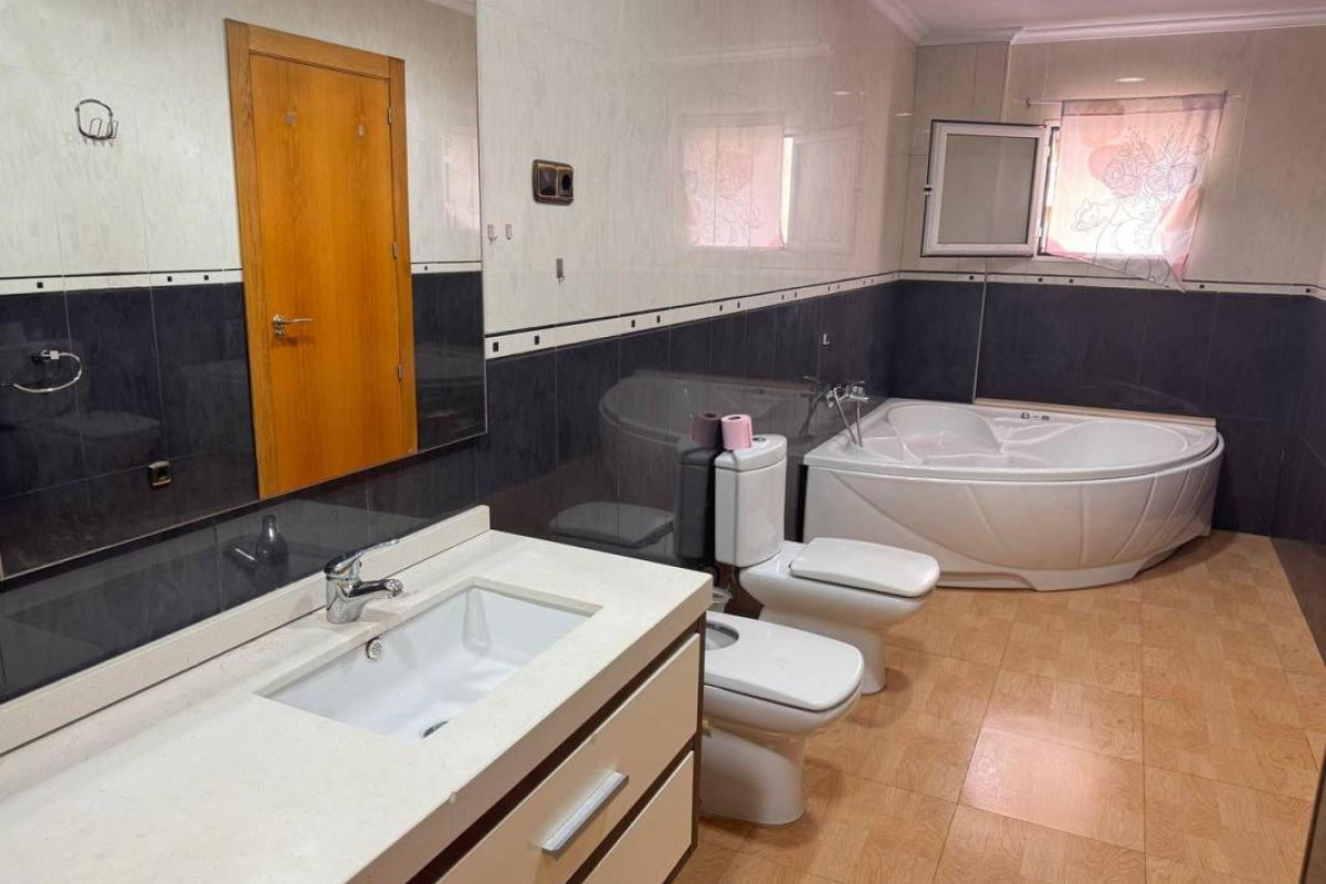 Reventa - Apartamento / piso - Torrevieja - torrevieja