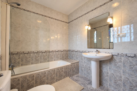 Revente - Maison de ville - Torrevieja - Torrevieja - Centre