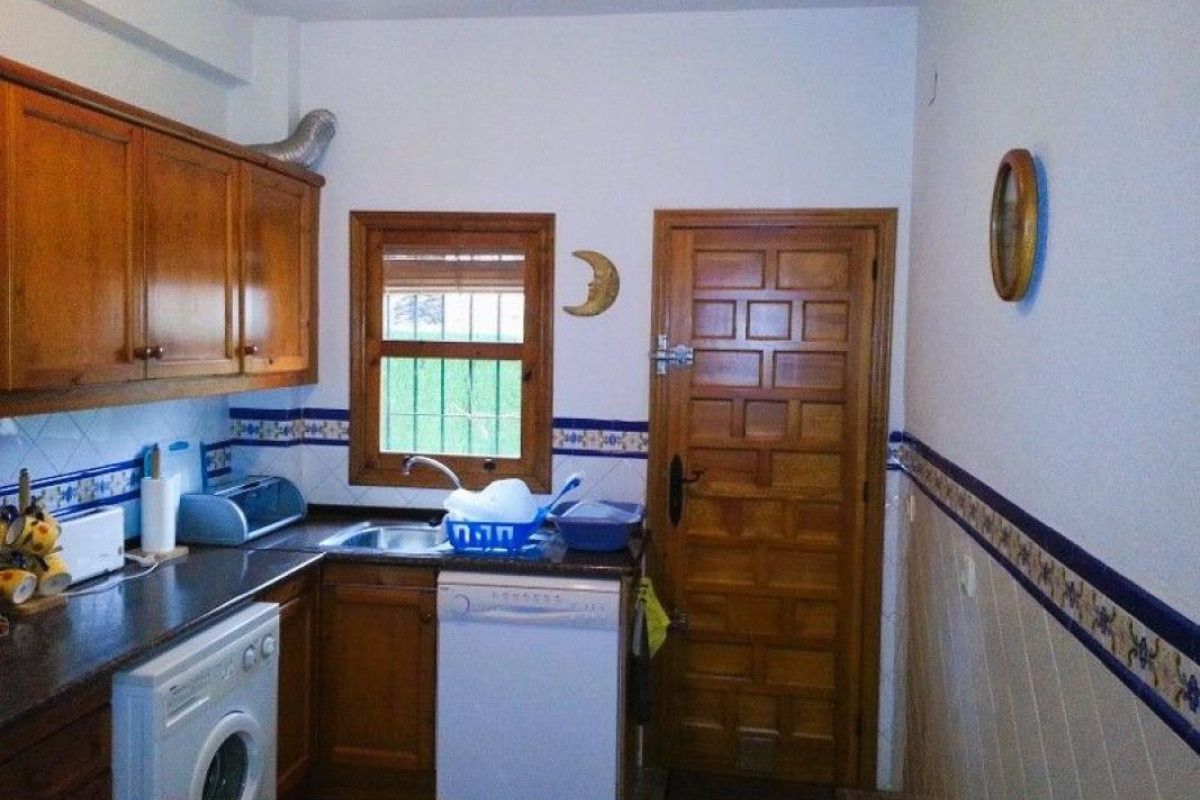 Resale - Villa - Orihuela