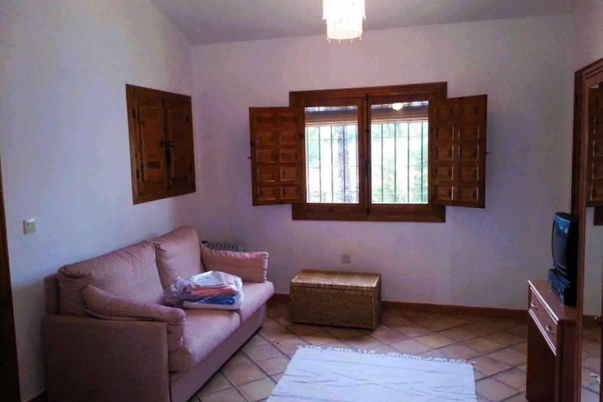Resale - Villa - Orihuela