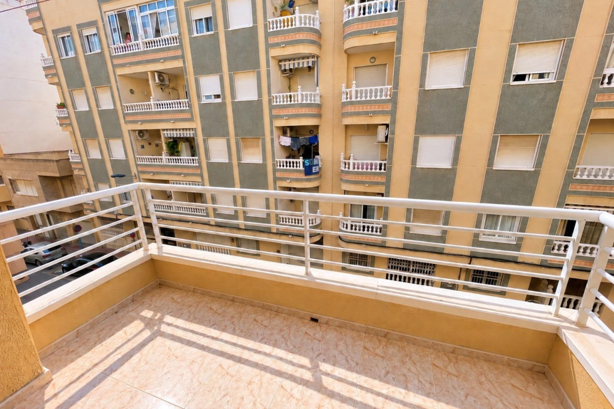 Herverkoop - Appartement  - Torrevieja - Estacion de autobuses