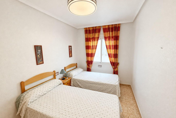 Herverkoop - Appartement  - Torrevieja - Estacion de autobuses
