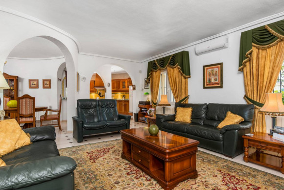 Resale - Villa - Ciudad Quesada