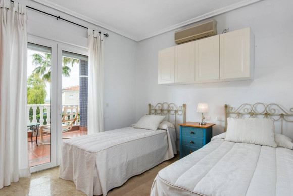 Resale - Villa - Ciudad Quesada