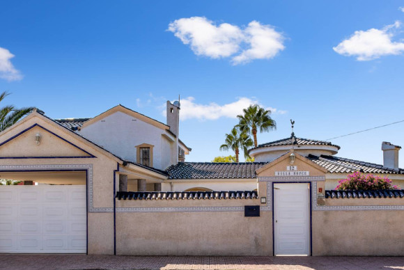 Resale - Villa - Ciudad Quesada