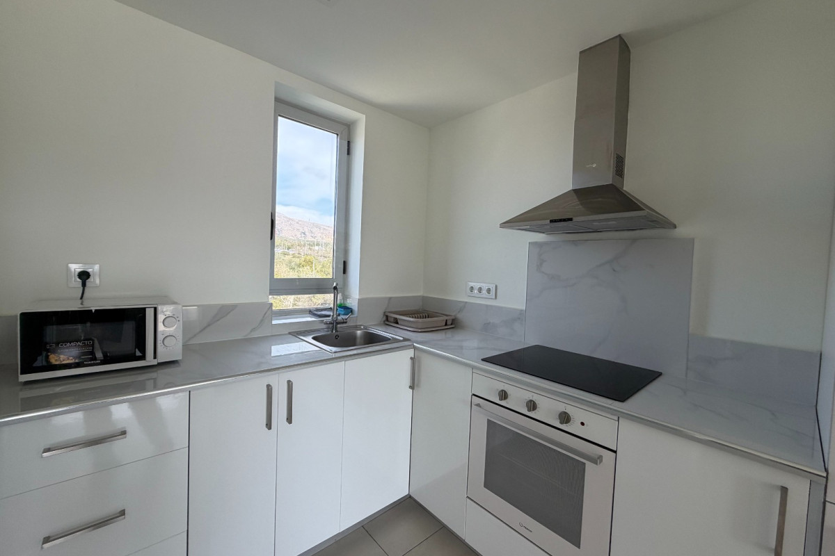 Revente - Apartment / flat - Finestrat - Cala de Finestrat