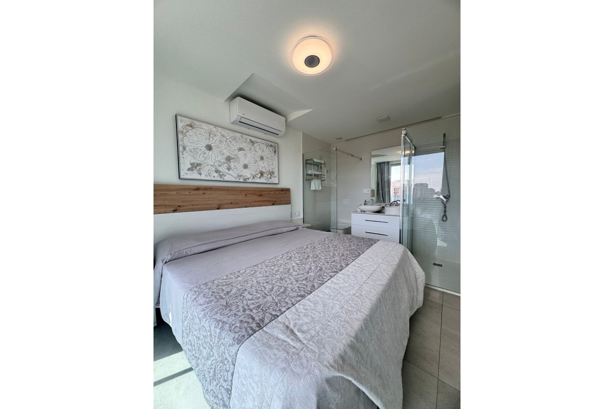 Revente - Apartment / flat - Finestrat - Cala de Finestrat