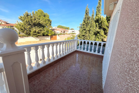 Herverkoop - Vrijstaande Villa - Ciudad Quesada - Central Quesada
