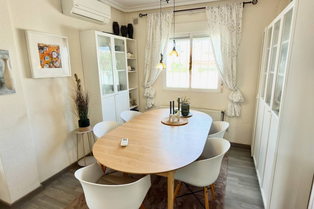 Resale - Villa - Ciudad Quesada