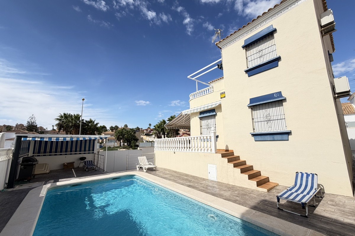 Herverkoop - Vrijstaande Villa - Orihuela Costa - El Galan