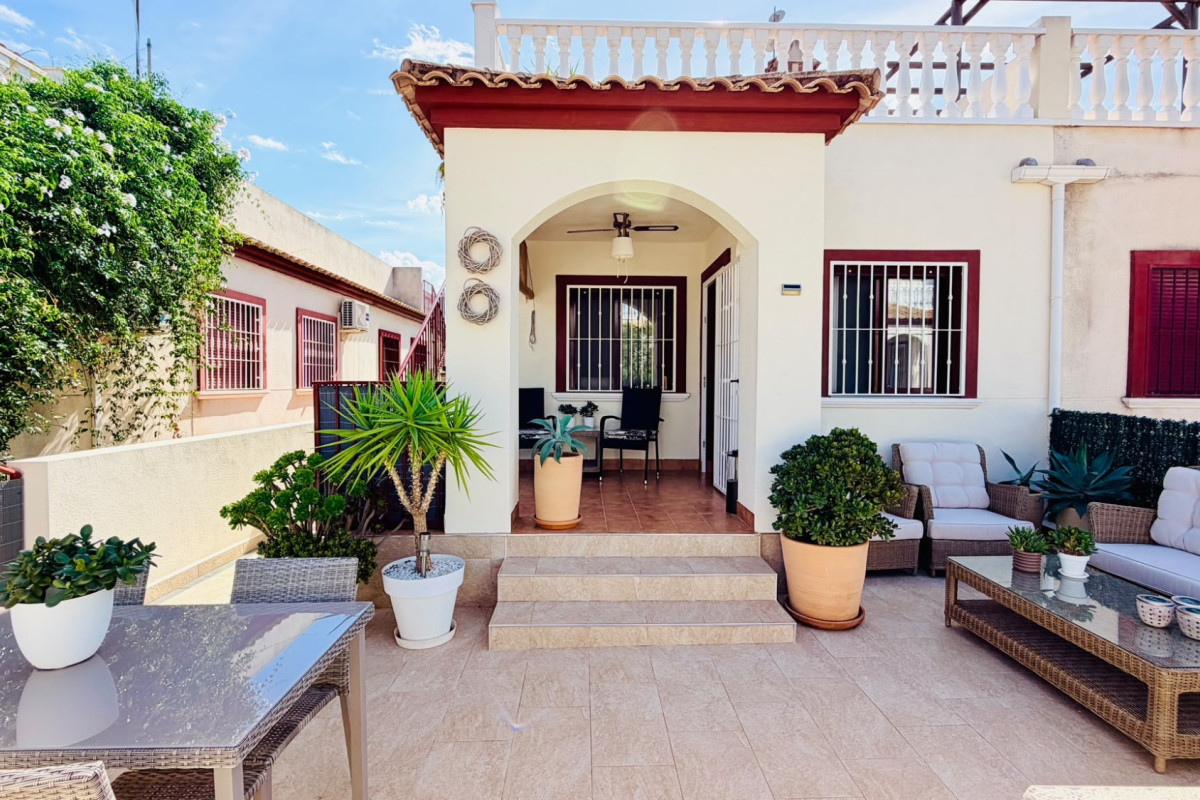 Herverkoop - Quad Woning - Daya Vieja - Daya Vieja - Town