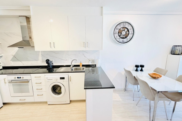 Herverkoop - Quad Woning - Daya Vieja - Daya Vieja - Town