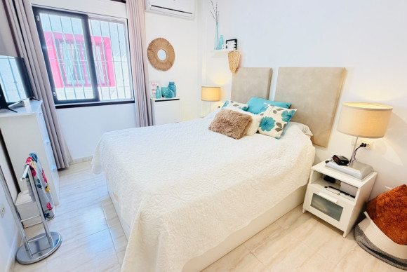 Herverkoop - Quad Woning - Daya Vieja - Daya Vieja - Town
