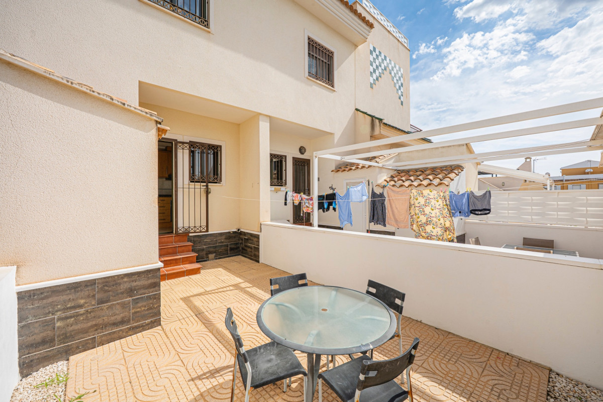 Resale - Townhouse - Ciudad Quesada - Doña Pepa