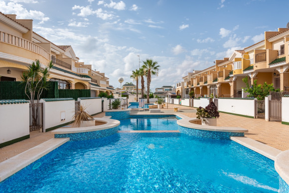 Resale - Townhouse - Ciudad Quesada - Doña Pepa