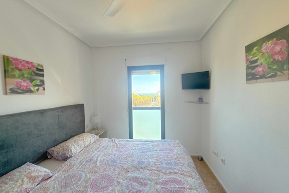Resale - Apartment  - Orihuela Costa - Cabo Roig