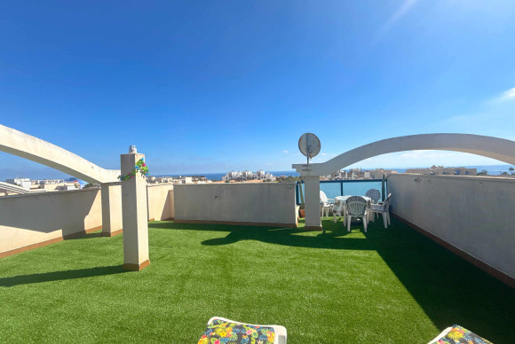 Resale - Apartment  - Orihuela Costa - Cabo Roig