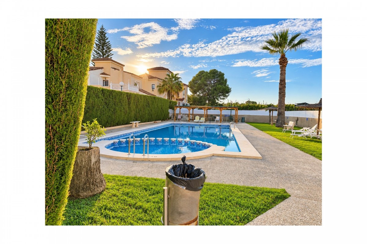 Resale - Townhouse - Algorfa - Montebello