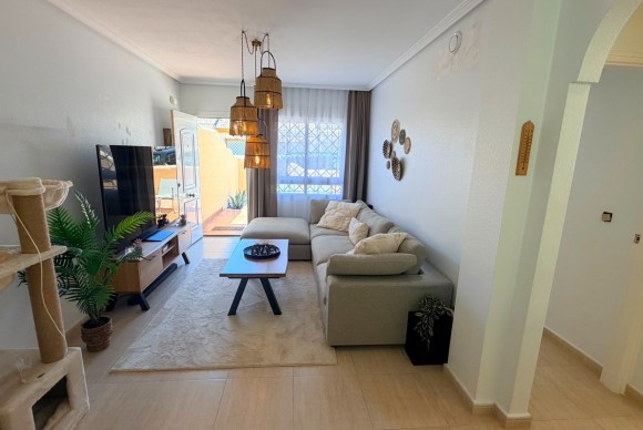 Herverkoop - Half Vrijstaande Woning - Los Montesinos - Montesol Villas